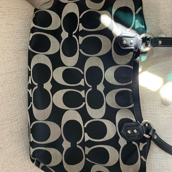 Coach Shoulder purse - Picture 6 of 6